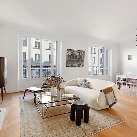 Mendes, De Prestige Parisien *